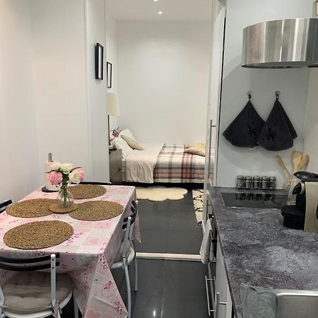 Charmant Appartement - Paris 18 ภายนอก รูปภาพ